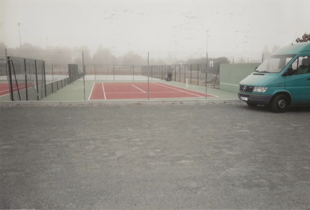 Plusieurs courts de tennis rénovés en béton poreux par ADN SOL