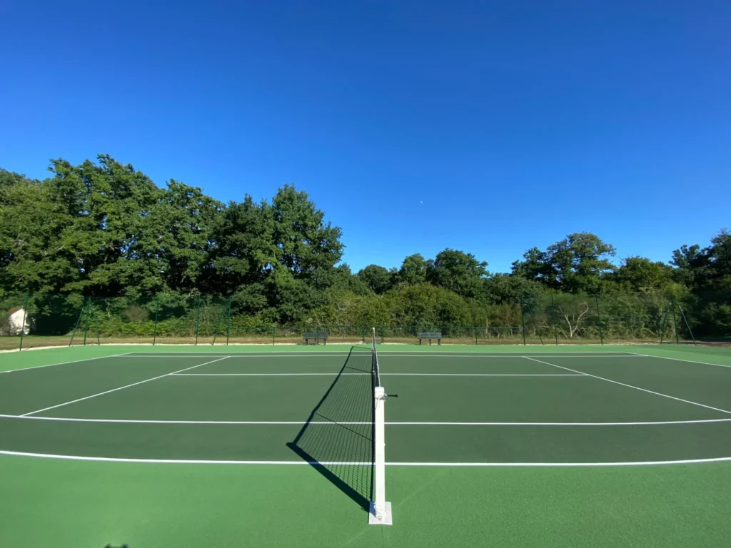 Rénovation de courts de tennis à Dijon dans la Côte-d’Or 21 par ADN-SOL
