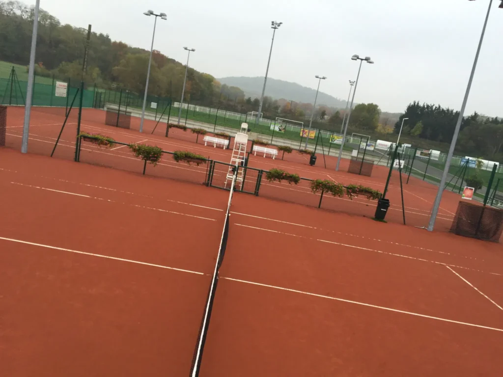 Rénovation de courts de tennis à Évreux dans l’Eure 27 par ADN-SOL
